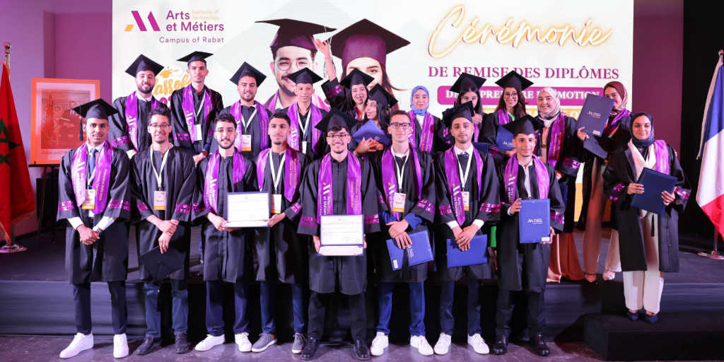 Photo de la 1ère remise de diplômes à Arts et Métiers - Campus de Rabat